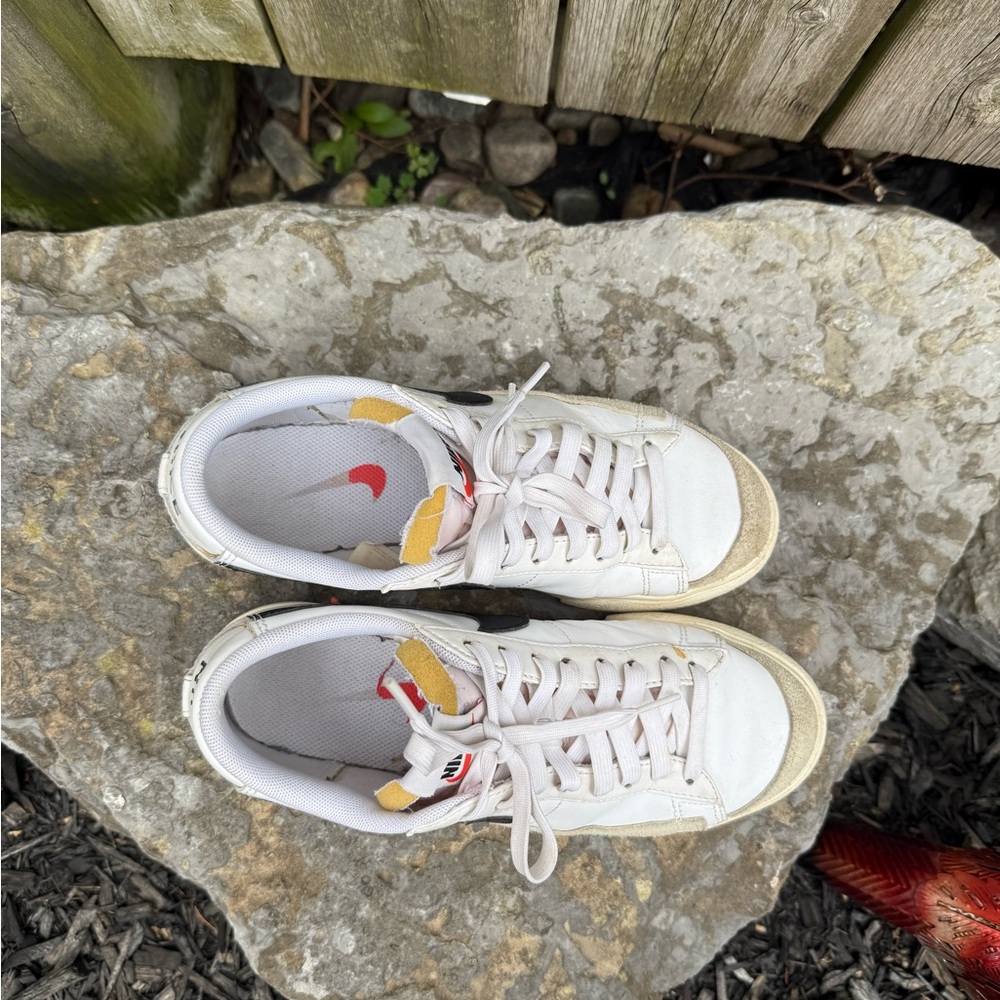 Nike - Blazer Low Platform - Picture 2 of 4